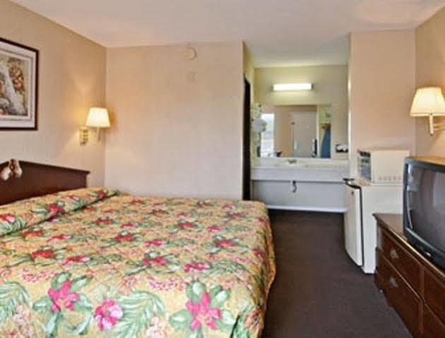 Americas Best Value Inn - Augusta / South מראה חיצוני תמונה